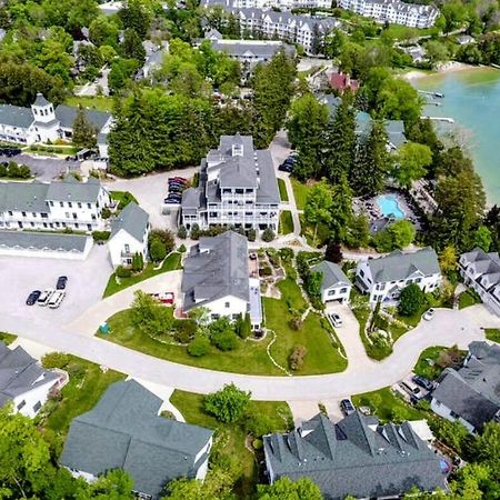 Lakeside Suites Elkhart Lake エクステリア 写真