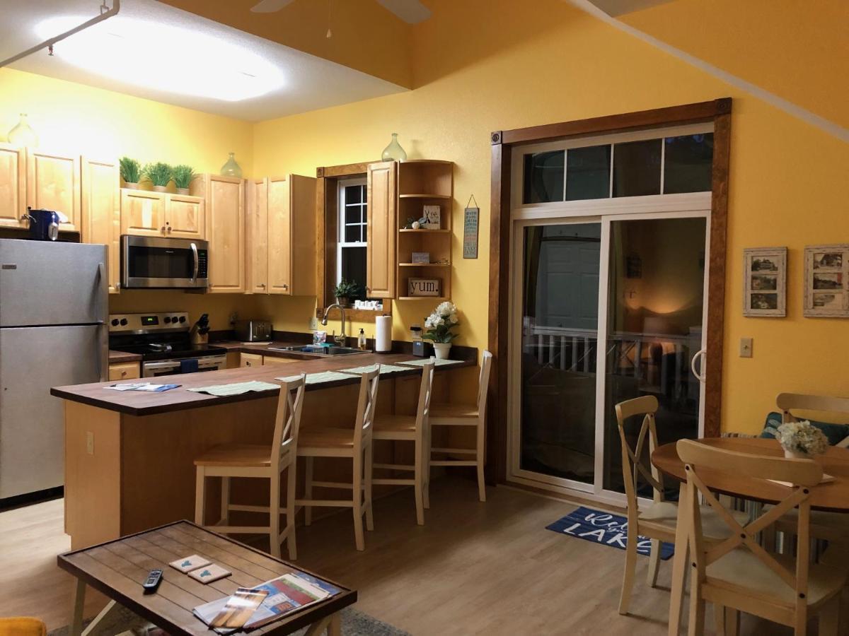 Lakeside Suites Elkhart Lake エクステリア 写真